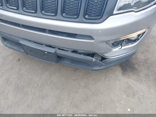 3C4NJDBBXKT630171 Jeep Compass Altitude 4x4