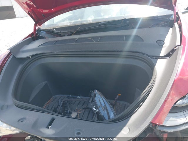 2024 TESLA MODEL Y 7SAYGDEE9RA284365 Photo 9