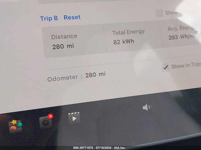 2024 TESLA MODEL Y 7SAYGDEE9RA284365 Photo 6