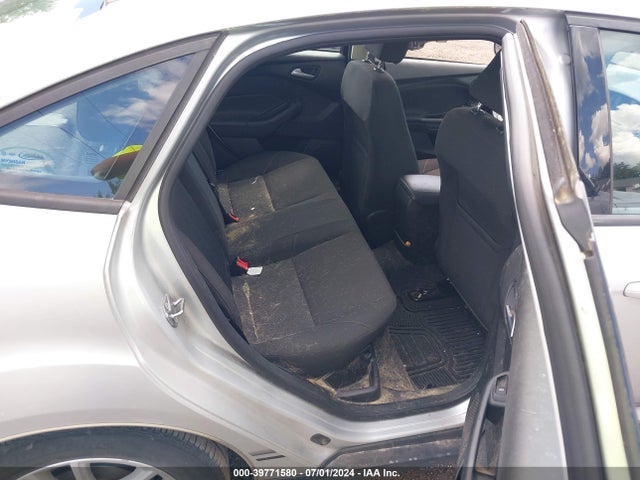 Ford FOCUS SE 2015 1FADP3F28FL297443 Image 8