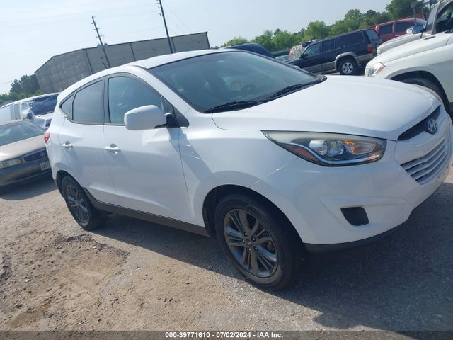 2015 KM8JT3AF1FU115607 main image
