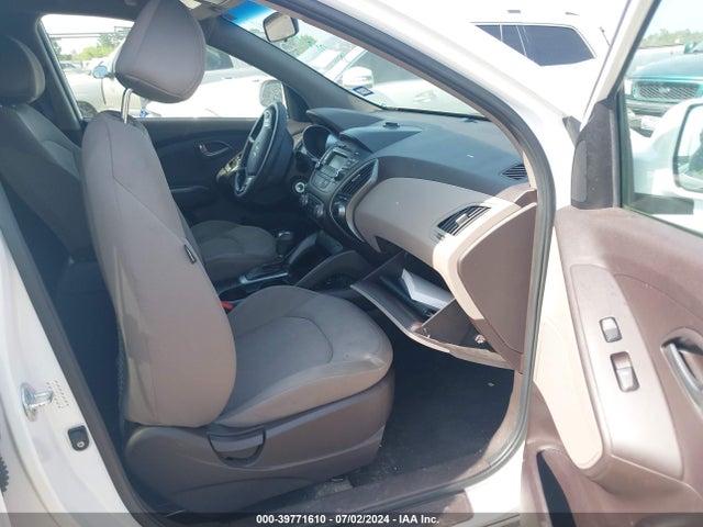 Hyundai TUCSON GLS 2015 KM8JT3AF1FU115607 Image 5