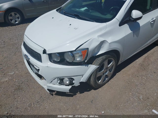 Chevrolet Sonic Ltz Auto 2016 1G1JE5SB7G4147669 Image 6