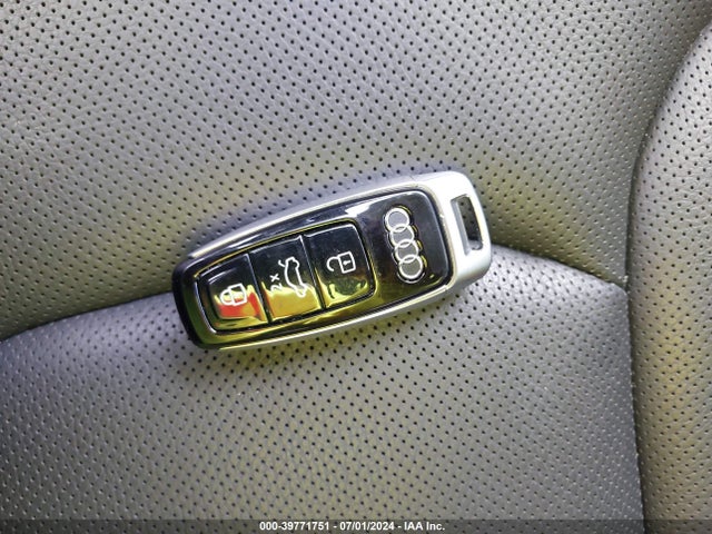 WA1EVBF12PD025806 Audi Q8 Premium Plus 55 Tfsi Quattro Tiptronic