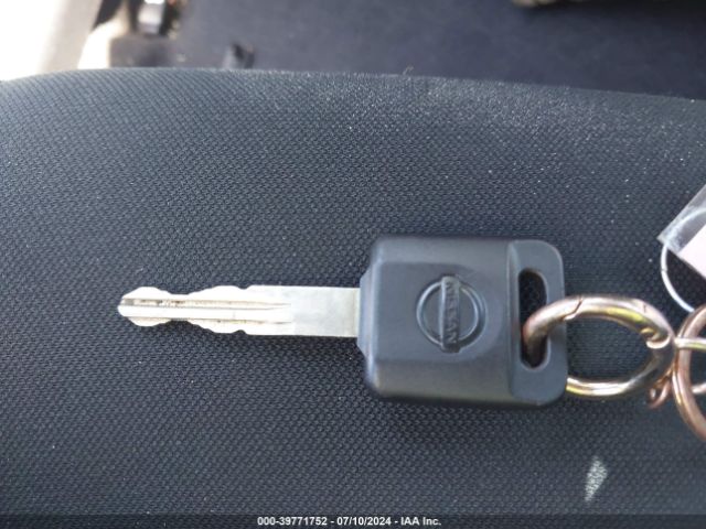 3N1CN8DV1RL864013 Nissan Versa 1.6 S