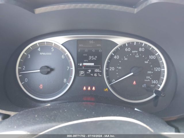 3N1CN8DV1RL864013 Nissan Versa 1.6 S