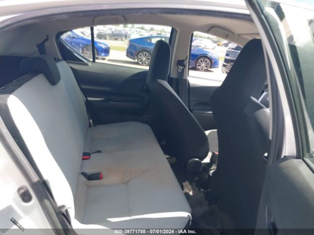JTDKDTB32F1090485 Toyota Prius C One