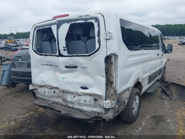 1FBZX2ZM2GKA79856 Ford Transit-350 Xlt