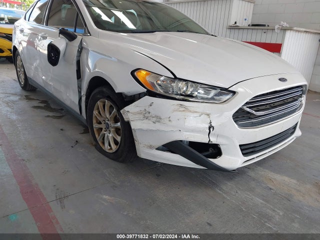 Ford FUSION S 2016 3FA6P0G79GR398544 Image 6
