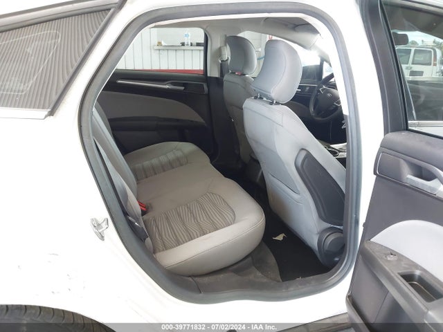 Ford FUSION S 2016 3FA6P0G79GR398544 Image 8