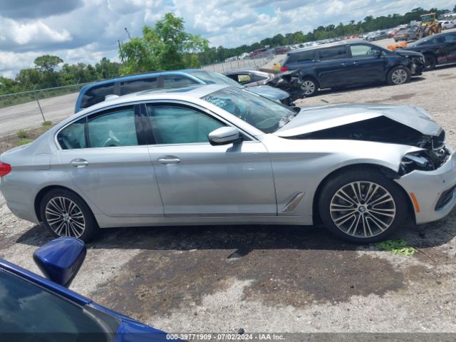 WBAJA7C53KG910279 BMW 530i Xdrive