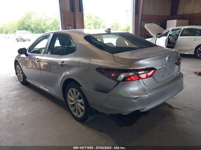 Toyota Camry Le Awd 2021 4T1C11BK4MU025976 Image 3
