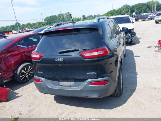 1C4PJMCB9HD224789 Jeep Cherokee Latitude 4x4