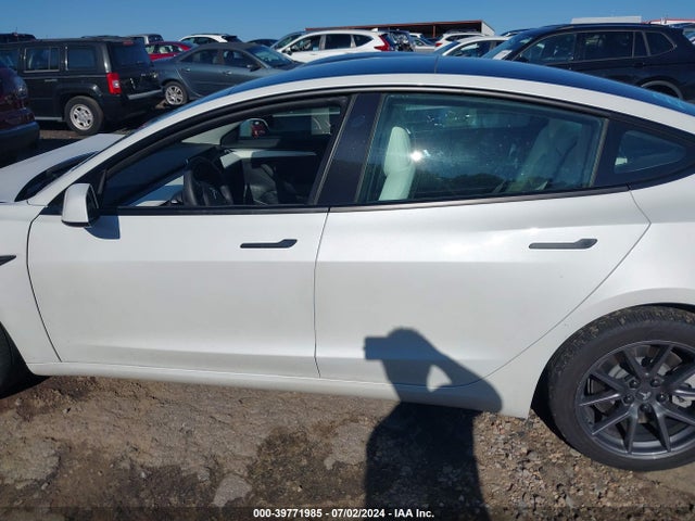 Tesla Model 3 Rear-wheel Drive 2022 5YJ3E1EA1NF310656 Image 14