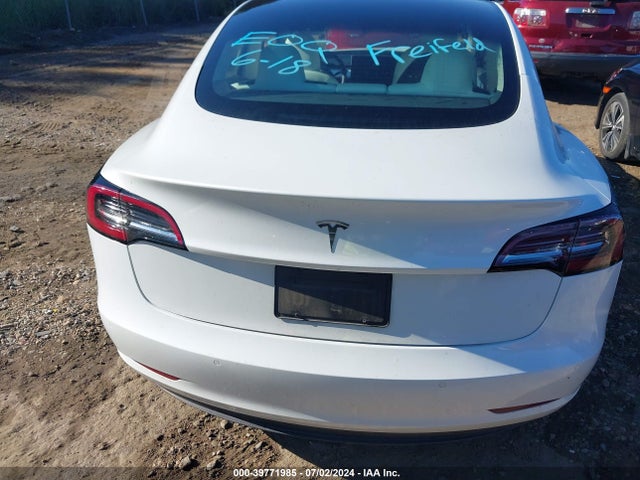 Tesla Model 3 Rear-wheel Drive 2022 5YJ3E1EA1NF310656 Image 16