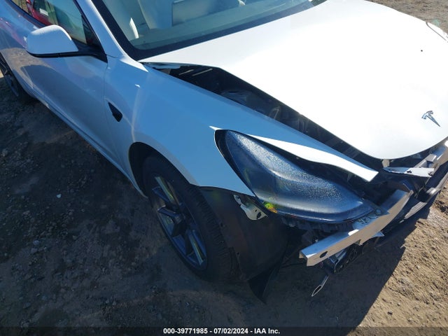 Tesla Model 3 Rear-wheel Drive 2022 5YJ3E1EA1NF310656 Image 19
