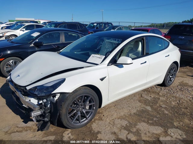 Tesla Model 3 Rear-wheel Drive 2022 5YJ3E1EA1NF310656 Image 2