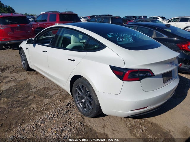 Tesla Model 3 Rear-wheel Drive 2022 5YJ3E1EA1NF310656 Image 3