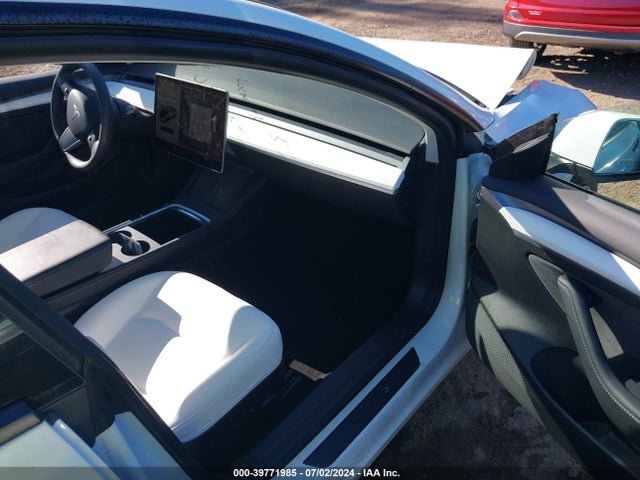 Tesla Model 3 Rear-wheel Drive 2022 5YJ3E1EA1NF310656 Image 5
