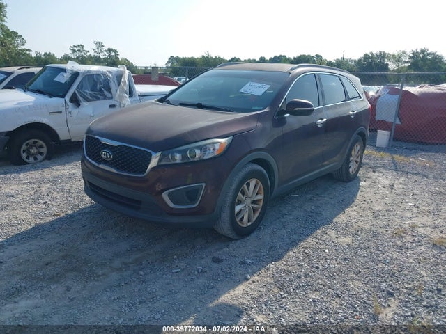 KIA Sorento 3.3l Lx 2016 5XYPG4A56GG143826 Image 2
