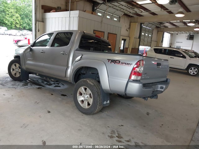 Toyota Tacoma Base V6 2015 5TFLU4EN9FX119162 Image 3