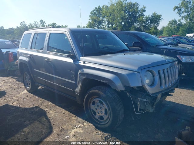 2014 1C4NJRBB1ED810968 main image