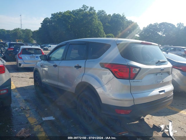 Ford ESCAPE S 2019 1FMCU0F73KUA91651 Image 3