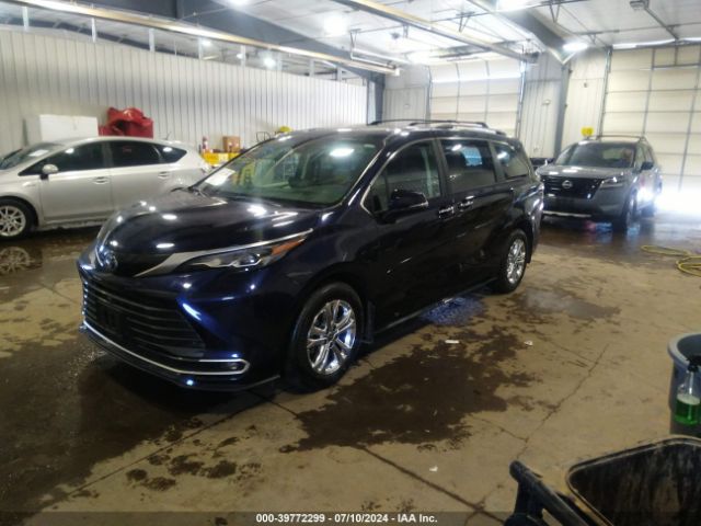 5TDESKFC4RS116065 Toyota Sienna Platinum