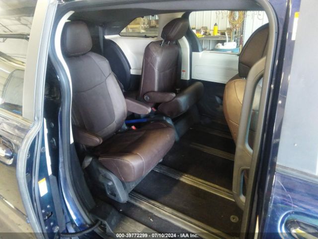 5TDESKFC4RS116065 Toyota Sienna Platinum