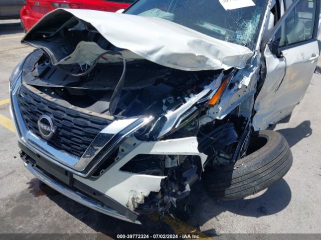 JN8BT3DC8NW118411 Nissan Rogue Platinum Fwd