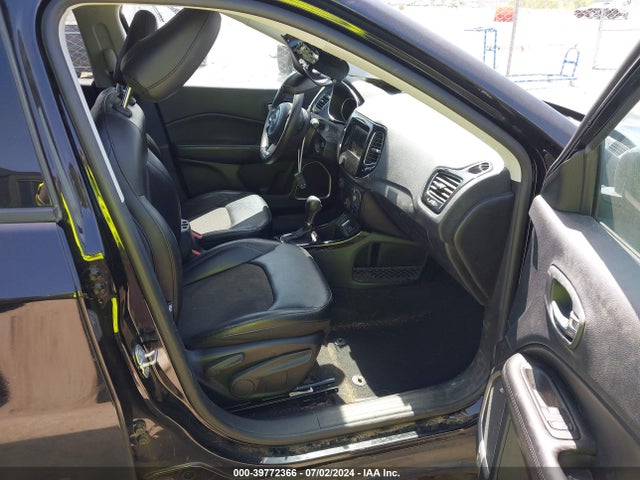 3C4NJCBB3MT514601 Jeep Compass Altitude Fwd