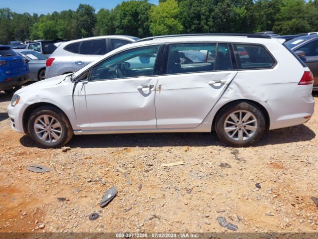 3VWA17AUXHM510776 Volkswagen Golf Sportwagen Tsi S