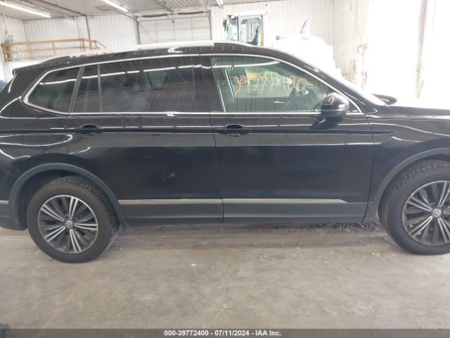 3VV2B7AX1JM052776 Volkswagen Tiguan 2.0t Se/2.0t Sel