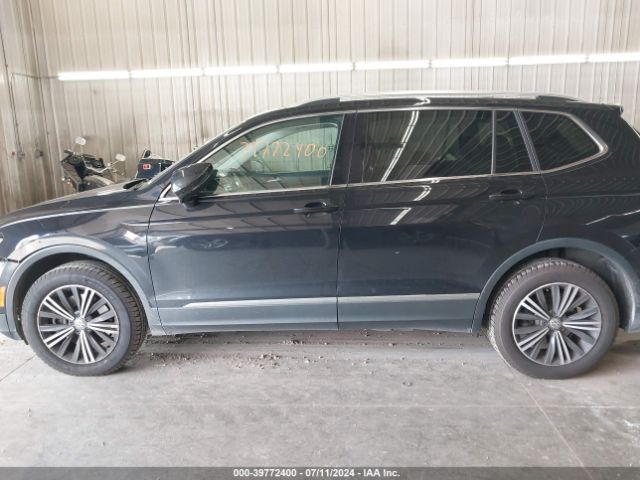 3VV2B7AX1JM052776 Volkswagen Tiguan 2.0t Se/2.0t Sel