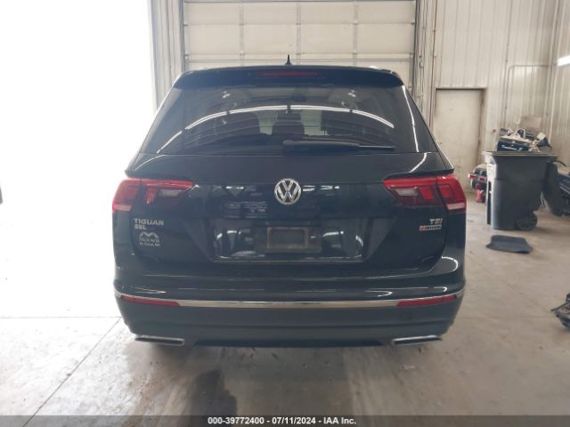3VV2B7AX1JM052776 Volkswagen Tiguan 2.0t Se/2.0t Sel
