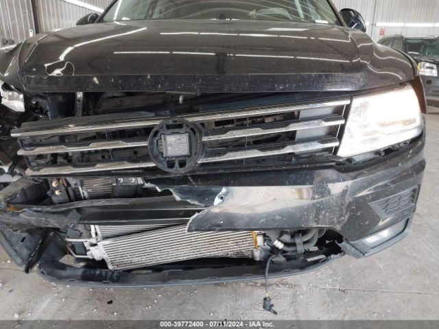 3VV2B7AX1JM052776 Volkswagen Tiguan 2.0t Se/2.0t Sel