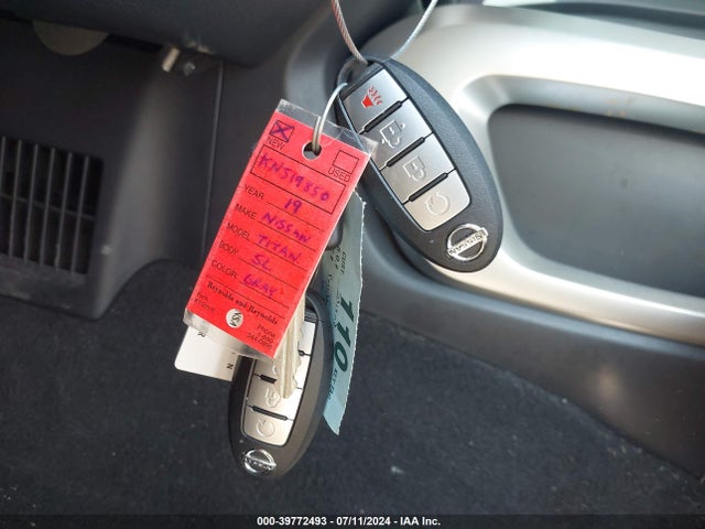 1N6BA1F49KN519850 Nissan Titan Xd Sl Diesel