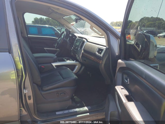 1N6BA1F49KN519850 Nissan Titan Xd Sl Diesel