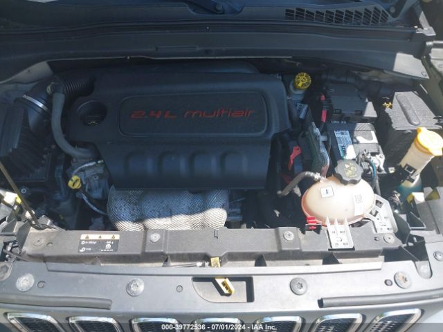 2015 JEEP RENEGADE ZACCJBBTXFPB92415 Photo 9
