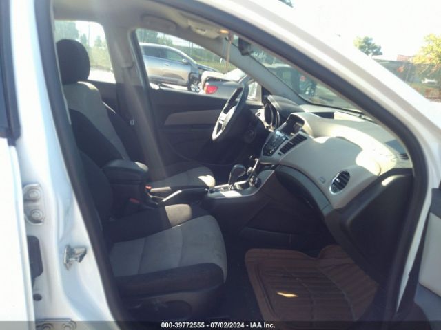 1G1PA5SG0E7238652 Chevrolet Cruze Ls Auto