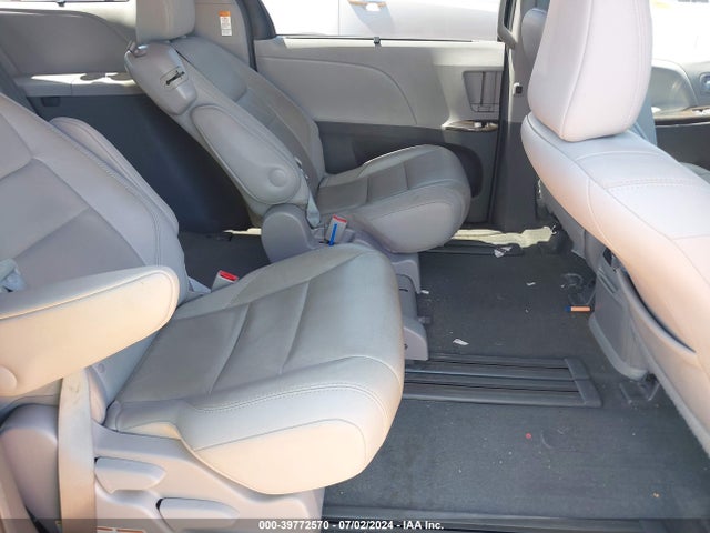 Toyota Sienna Xle 8 Passenger 2015 5TDYK3DC2FS585348 Image 8