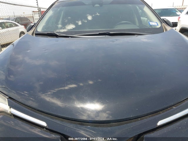 Toyota RAV4 LE 2017 2T3ZFREV3HW388914 Image 17
