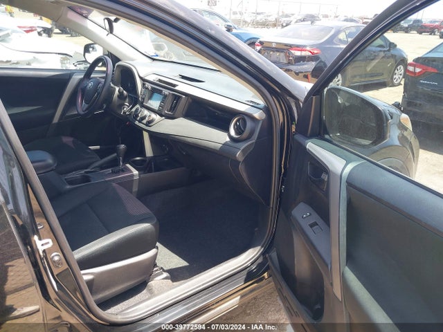 Toyota RAV4 LE 2017 2T3ZFREV3HW388914 Image 5