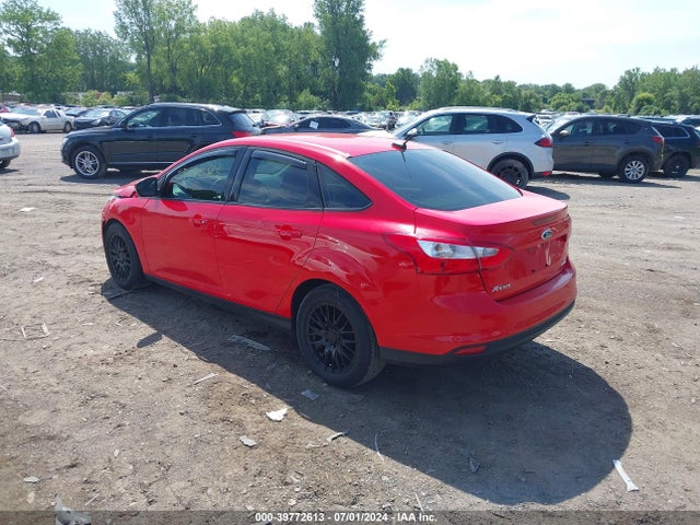 Ford FOCUS SE 2014 1FADP3F24EL306346 Image 3