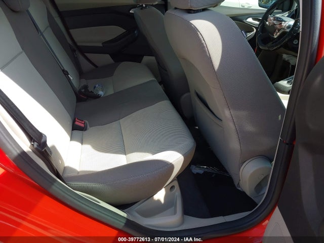 Ford FOCUS SE 2014 1FADP3F24EL306346 Image 8