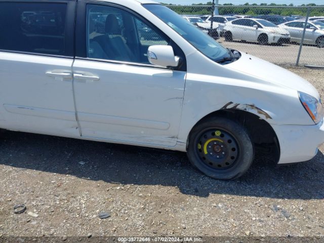 KNDMG4C78E6537863 KIA SEDONA LX