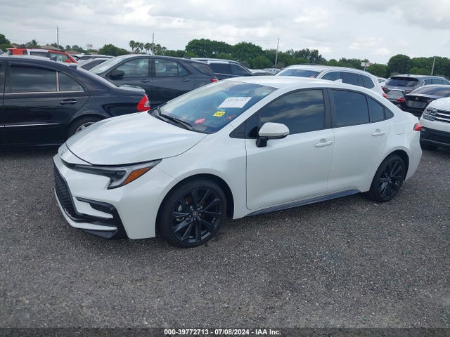 Toyota COROLLA SE 2024 5YFS4MCEXRP181641 Image 2
