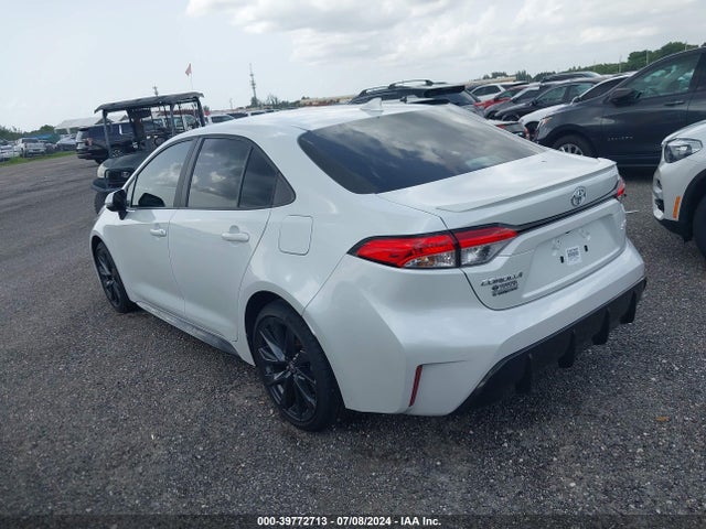 Toyota COROLLA SE 2024 5YFS4MCEXRP181641 Image 3