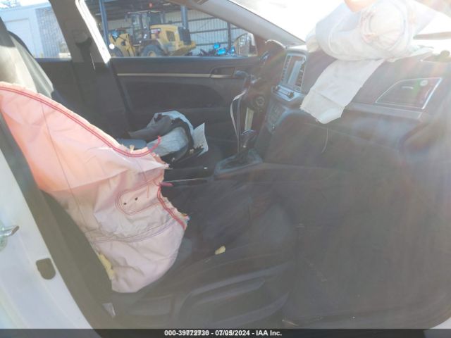 5NPD84LF0JH384948 Hyundai ELANTRA SEL