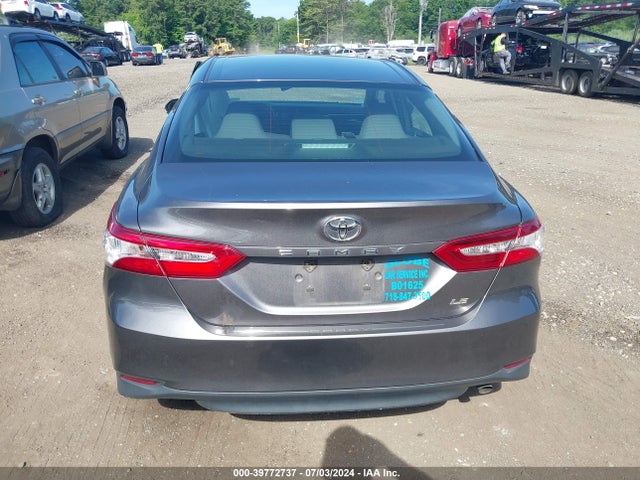 4T1B11HK5JU676256 Toyota CAMRY LE